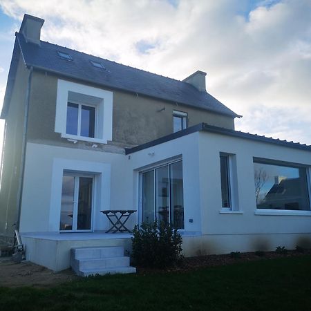 Maison Vue Sur Mer Avec Jardin Carantec Exterior photo
